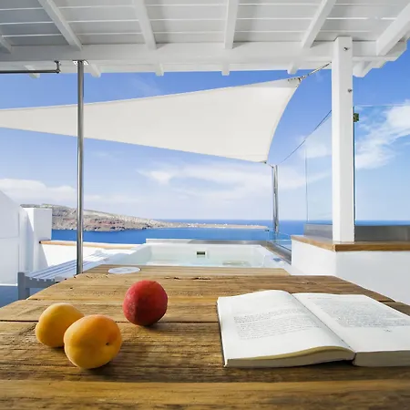 Hyperion Oia (Santorini)