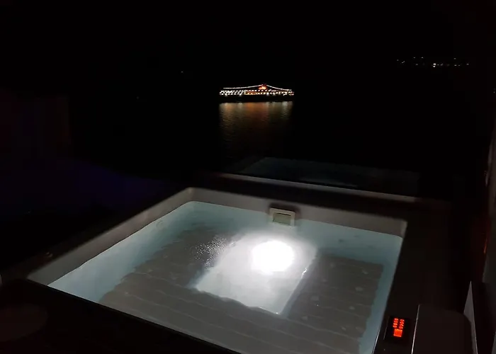 伊亚海伯利安别墅 *