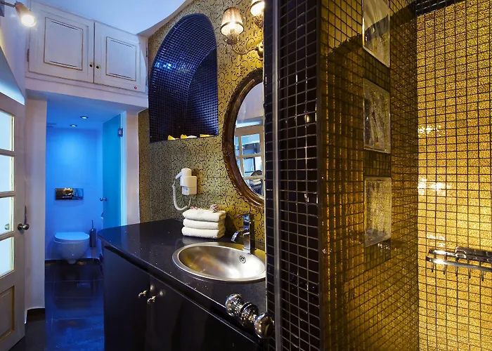 伊亚海伯利安别墅 * 伊亚